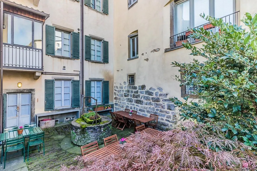 Oda ve Kahvaltı B&B Entro Le Mura Bergamo