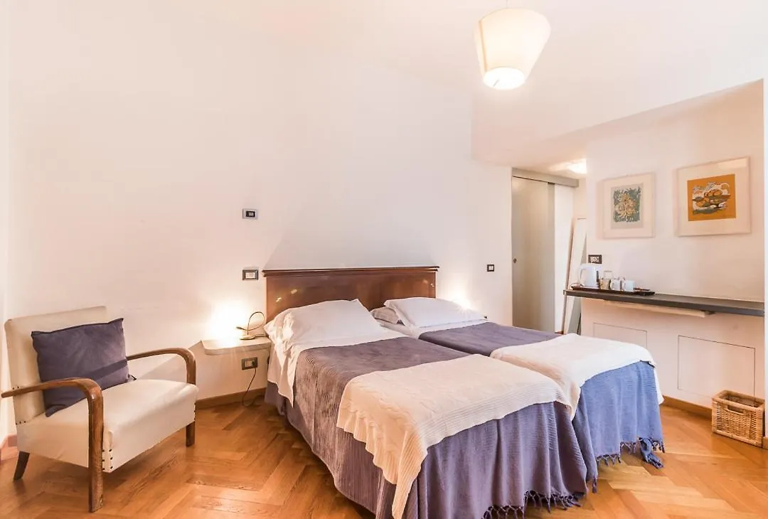 **** Oda ve Kahvaltı B&B Entro Le Mura Bergamo İtalya