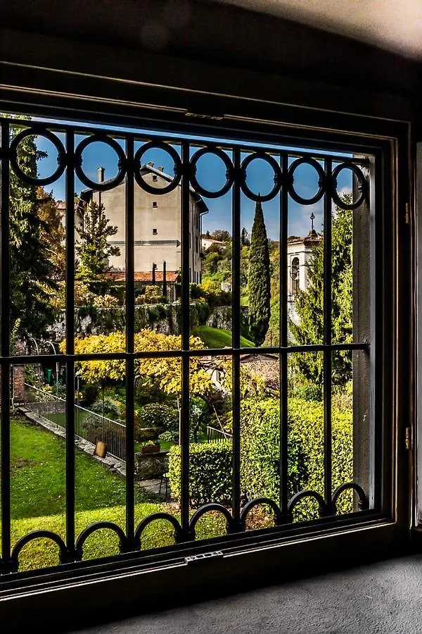 Oda ve Kahvaltı B&B Entro Le Mura Bergamo