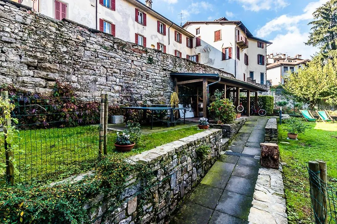 B&B Entro Le Mura Bergamo Oda ve Kahvaltı
