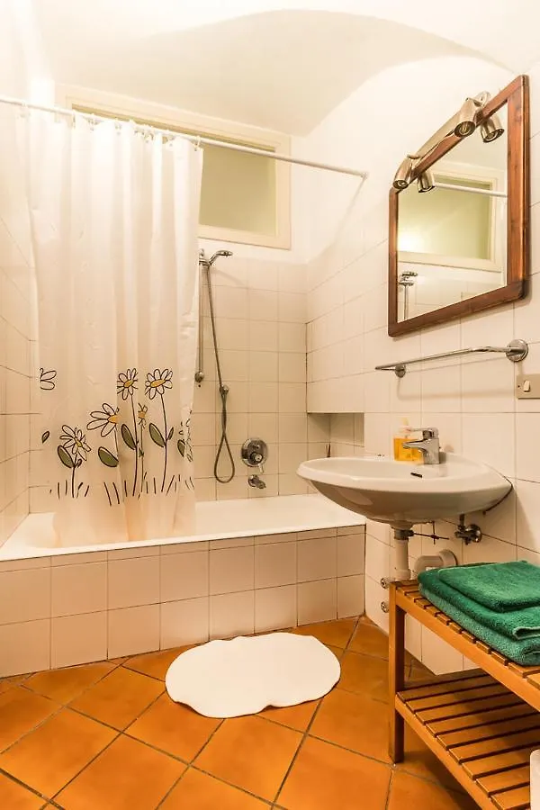 **** Oda ve Kahvaltı B&B Entro Le Mura Bergamo İtalya